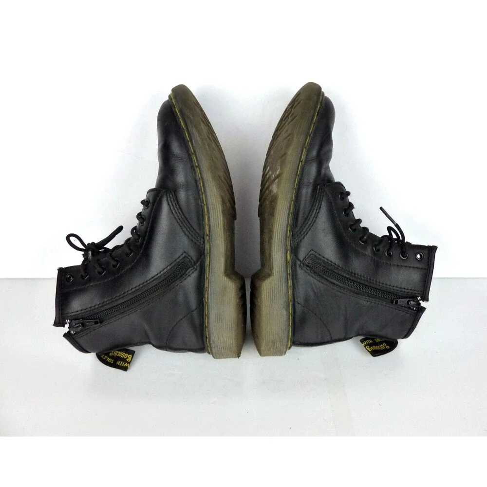 Dr. Martens KIDS US2 Unisex Delaney Combat Boots Black Leather 8 Eye Side Zip